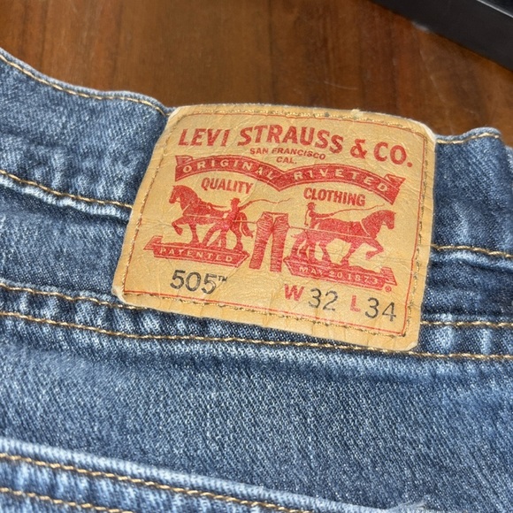 ♻️ Levi Strauss 505 Classic Fit Medium Wash Jeans 32x24 - Picture 4 of 11